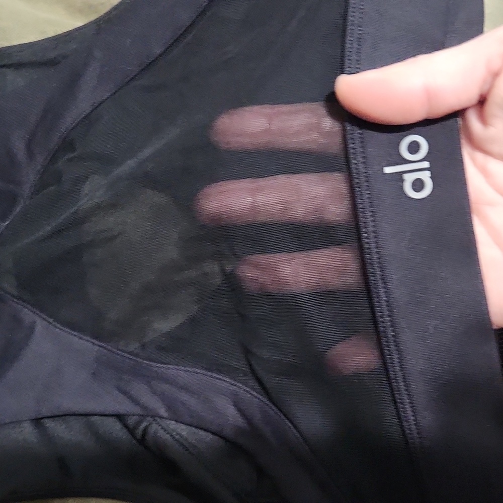 ALO Yoga Black Sports Bra - Picture 4 of 5